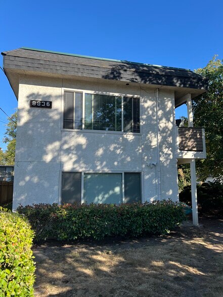 Building Photo - 8836 9th Ave SW