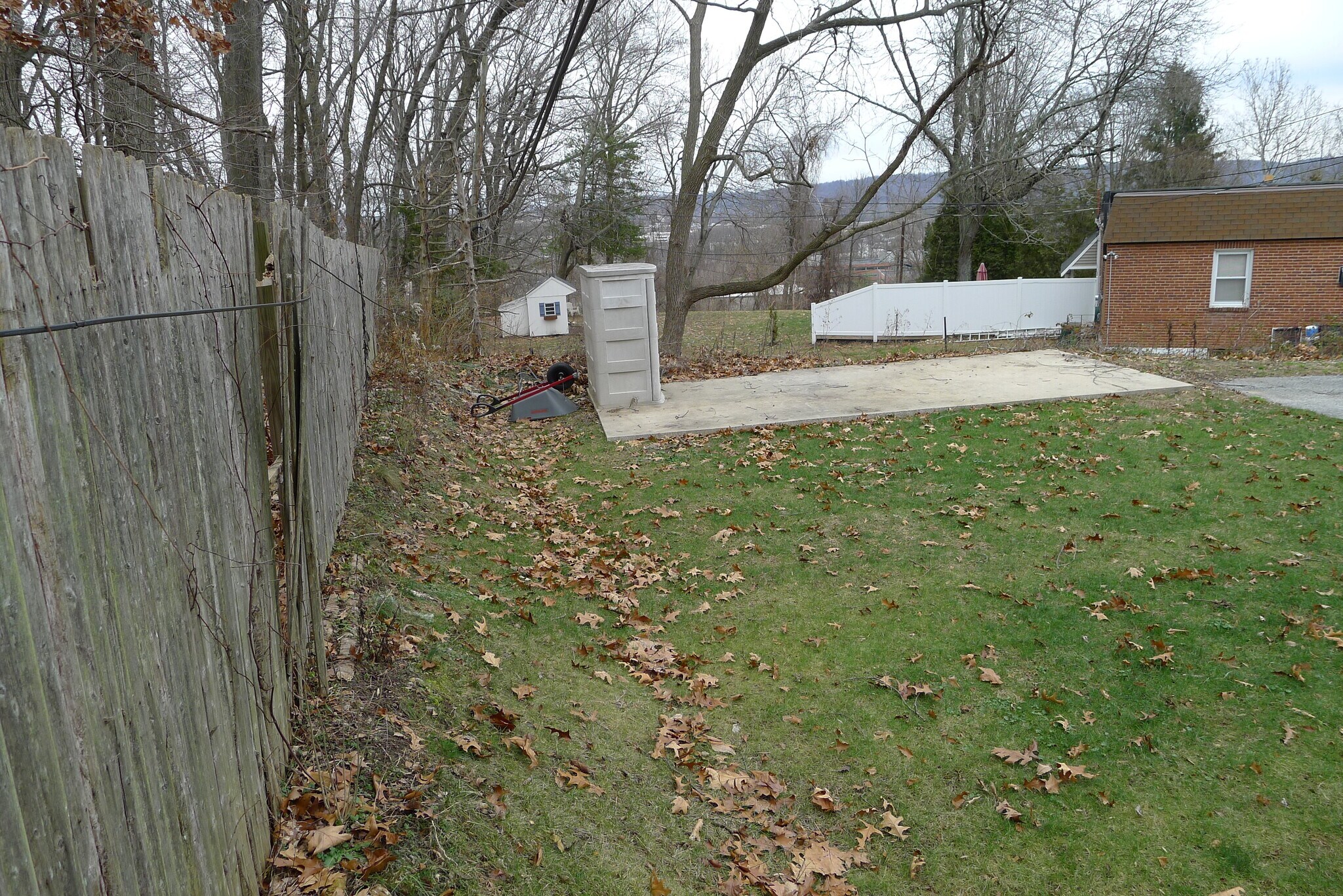 Building Photo - 278 Valley View Road