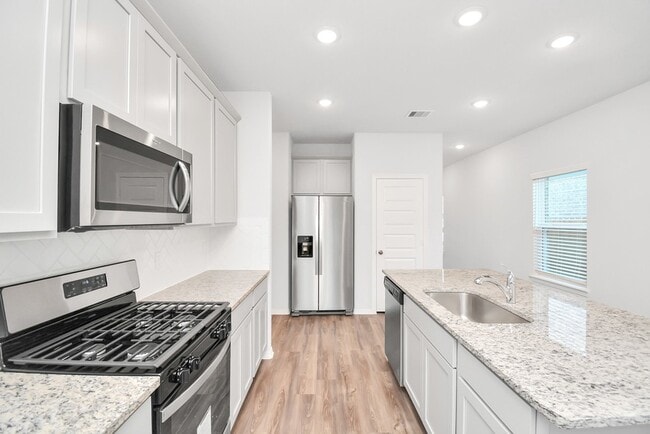 Building Photo - 23255 Wise Walk Dr