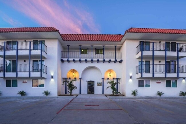 Primary Photo - Casa Frida