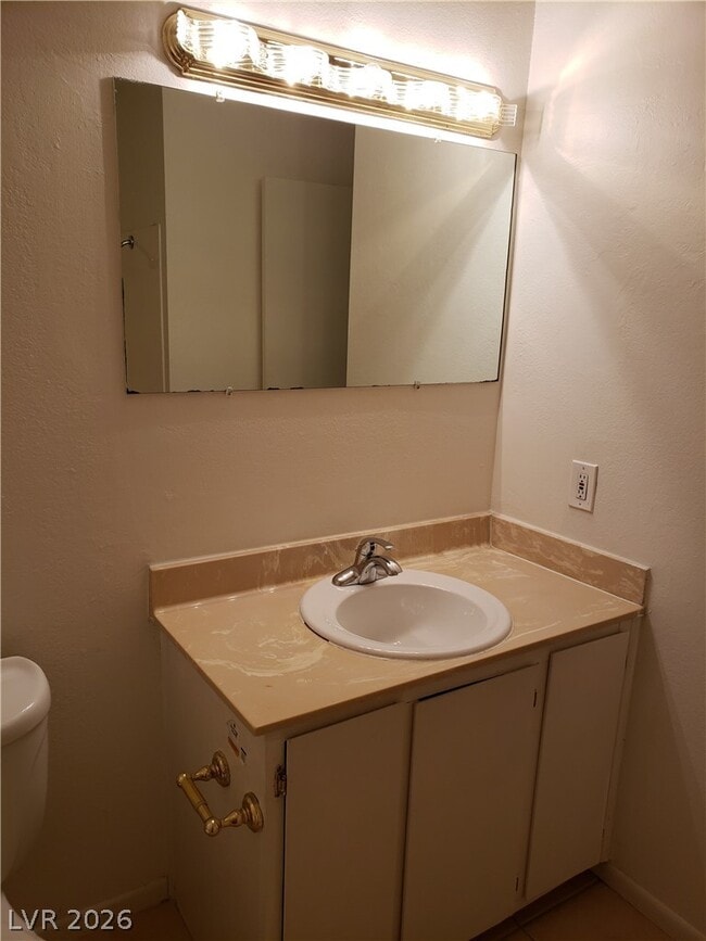 Building Photo - 2440 Paradise Village Way