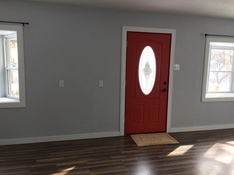 Building Photo - 441 Rosedale Ter