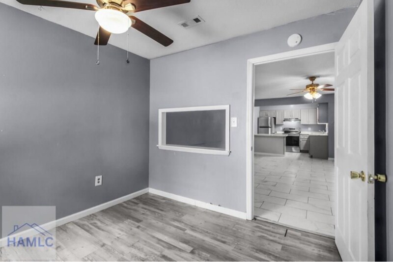 Building Photo - 160 Cherokee Cir