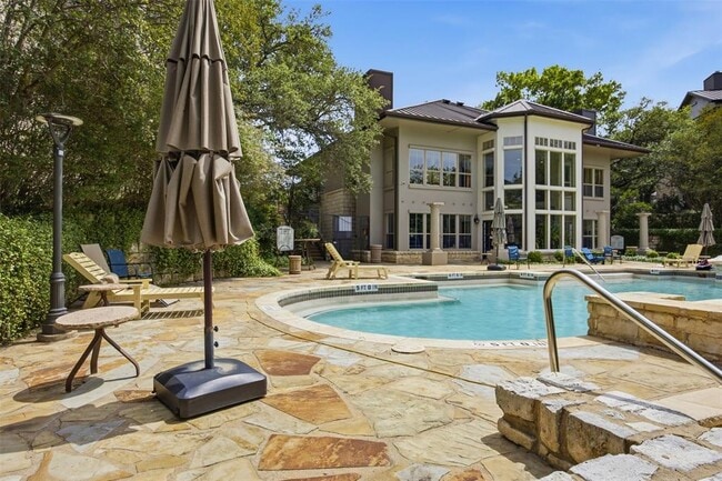 Building Photo - 6000 Shepherd Mountain Cove