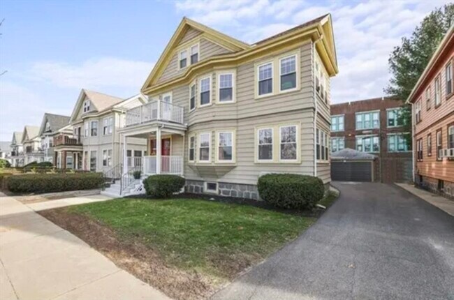 Building Photo - 37 Gallivan Blvd