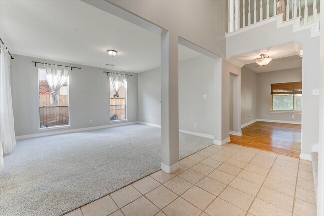 Building Photo - 12207 Lakewood Glade Ct