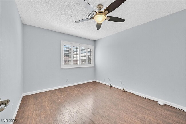 Building Photo - 8720 Pavia Dr