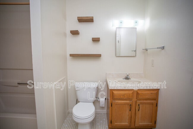 Building Photo - 115 Claire Ct