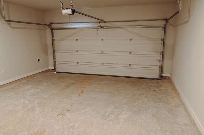 Building Photo - 8583 Blueberry Ash St