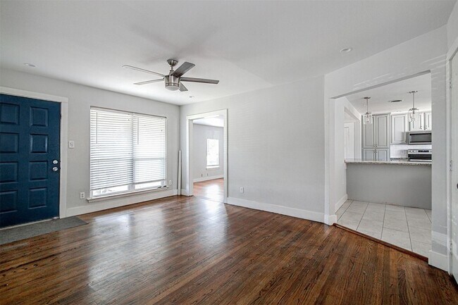 Building Photo - 614 Blueberry Ln