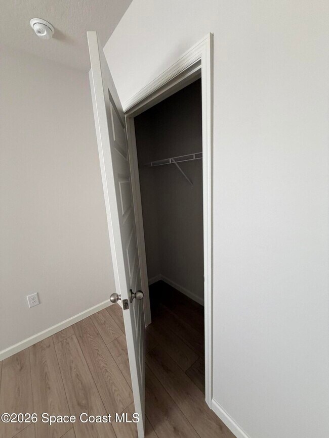 Building Photo - 1434 Garabaldi Cir SE