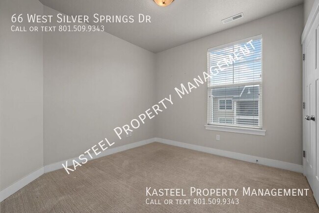 Building Photo - 66 W Silver Springs Dr