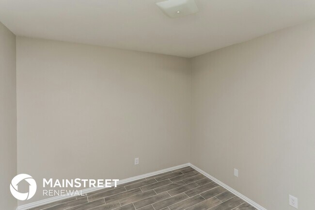 Building Photo - 3164 Kingswood Ct