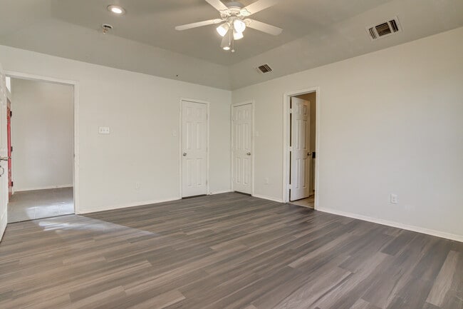 Building Photo - 1608 48th St