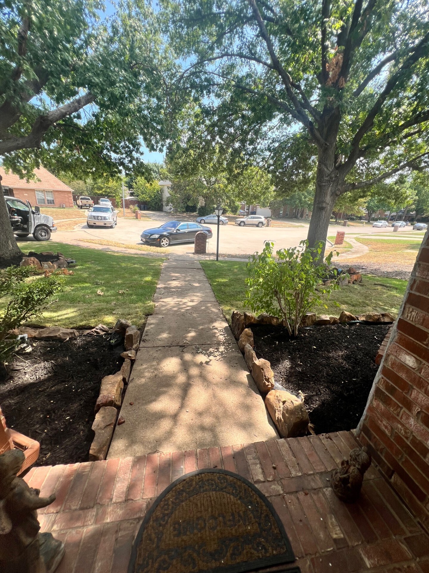 Building Photo - 2213 Ridgewood Dr