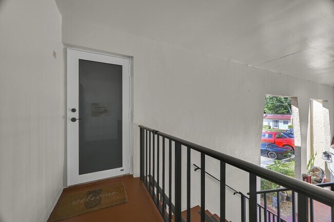 Primary Photo - 203 Lake Carol Dr