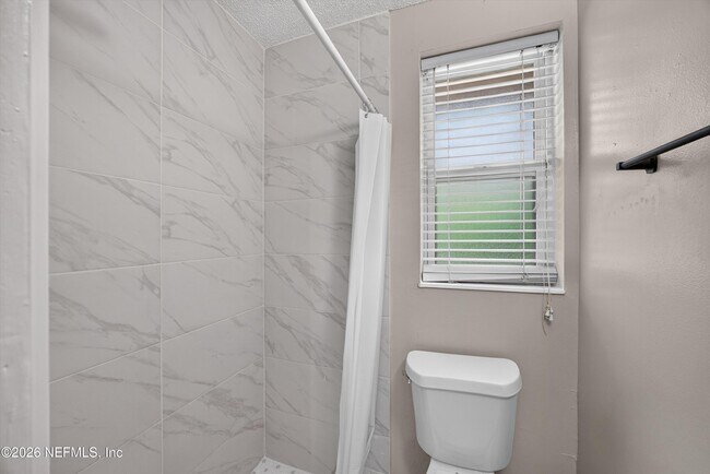 Building Photo - 8067 Parental Cir
