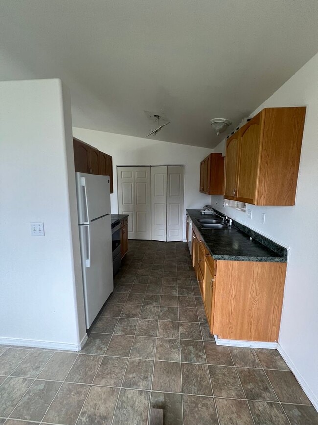 Building Photo - Duplex for Rent in Ephrata