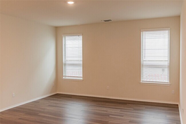 Building Photo - 25 Snowy Plover Ln