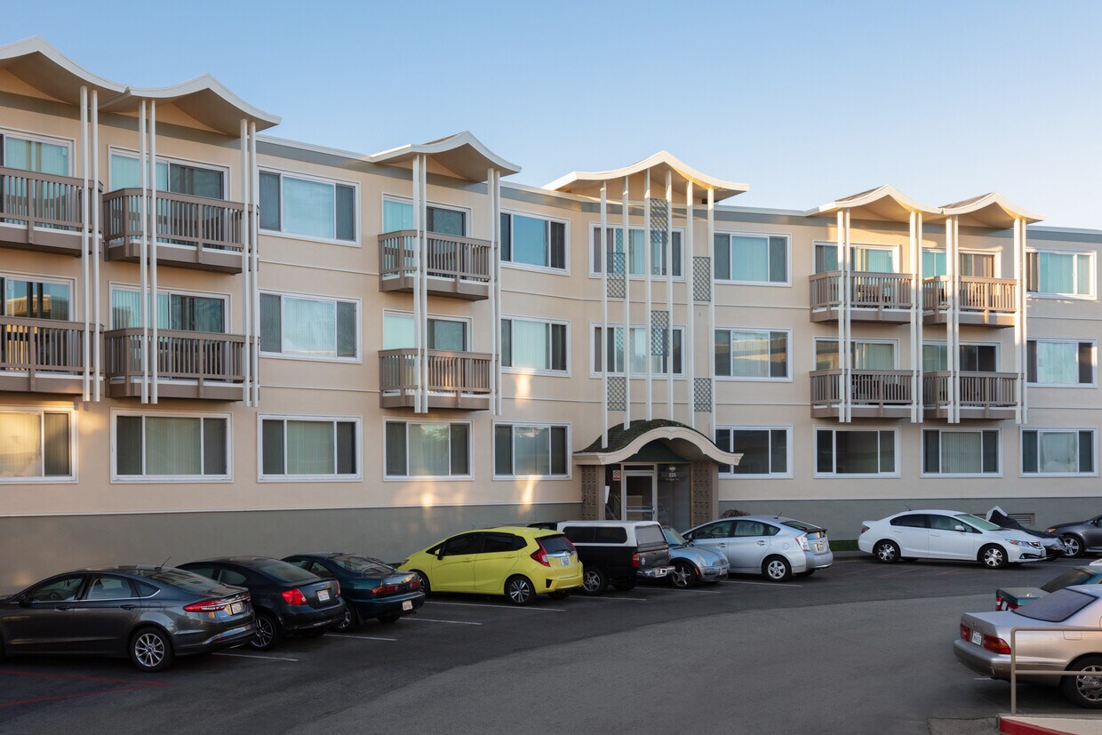 Westlake Village Apartments Daly City