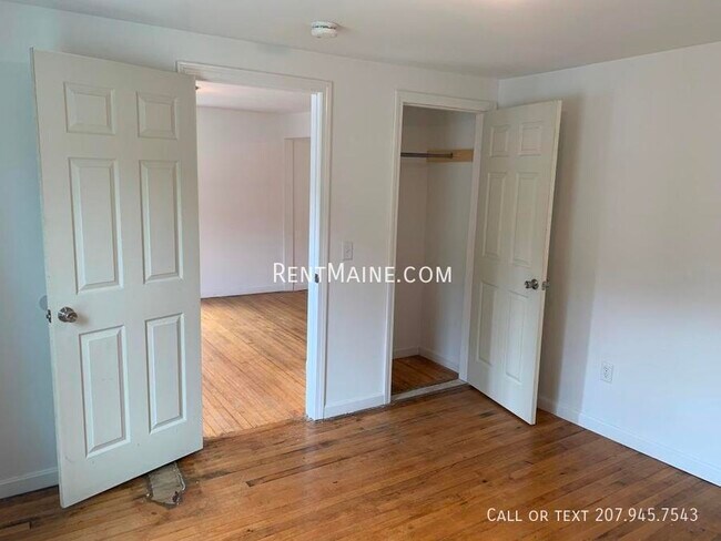 Building Photo - 27 Margin St