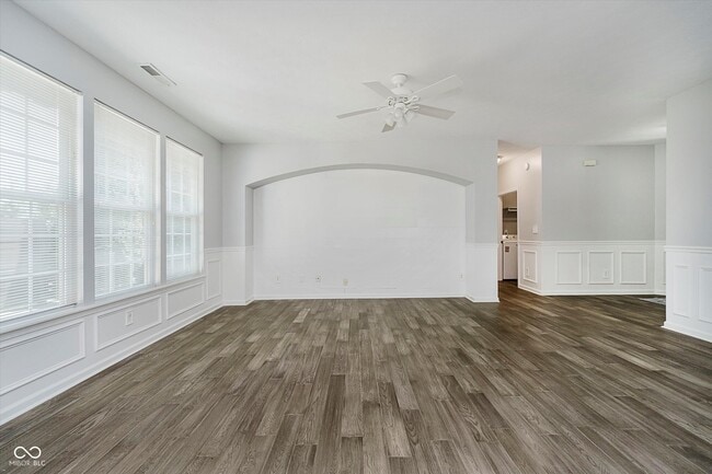 Building Photo - 9413 N Bayfield Dr