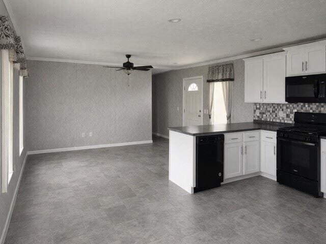 Building Photo - 884 Birchwood Dr