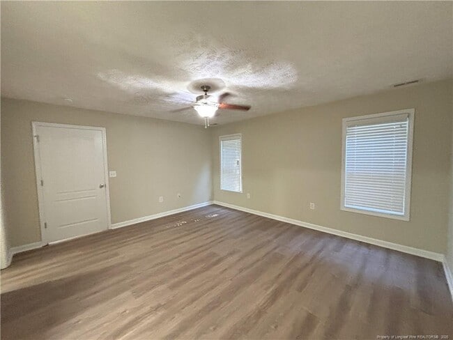 Building Photo - 5334 Holland Park Ave