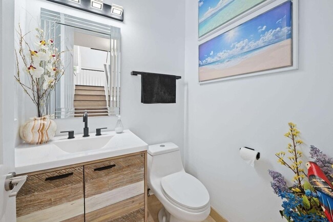 Building Photo - 2001 Coral Heights Blvd