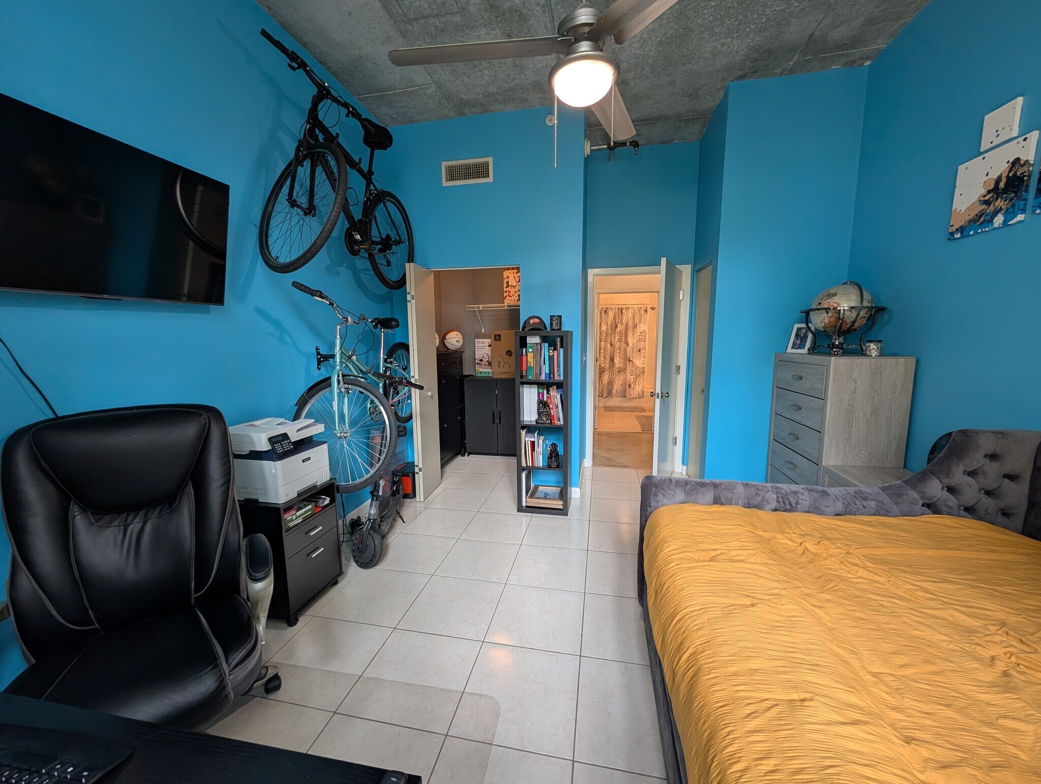Second Bedroom - 2001 Biscayne Blvd