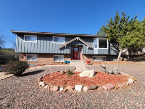 Building Photo - 7010 Buckhorn Cir