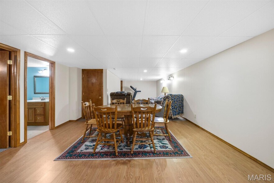 Building Photo - 30 Fawn View Ln