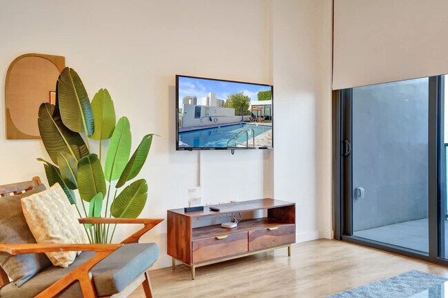 Building Photo - 1220 17th St