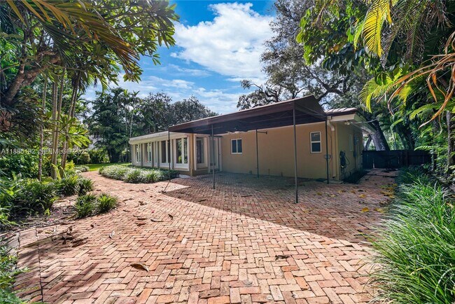 Building Photo - 1039 Hardee Rd