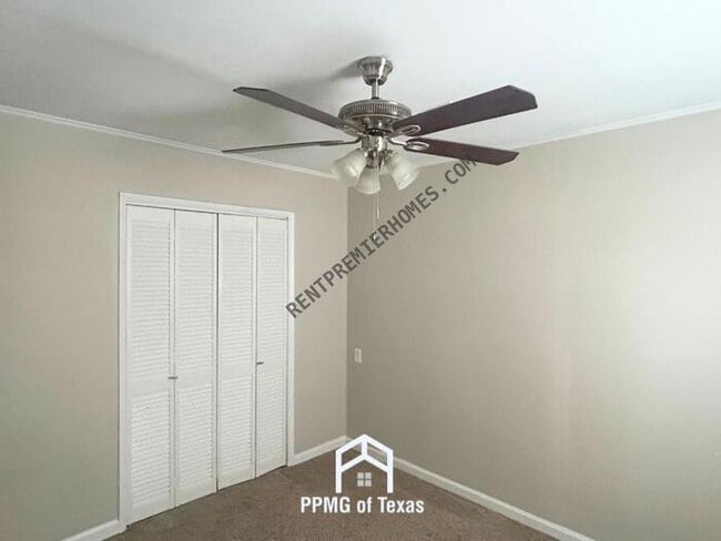 Building Photo - 4616 S 23rd W Ave