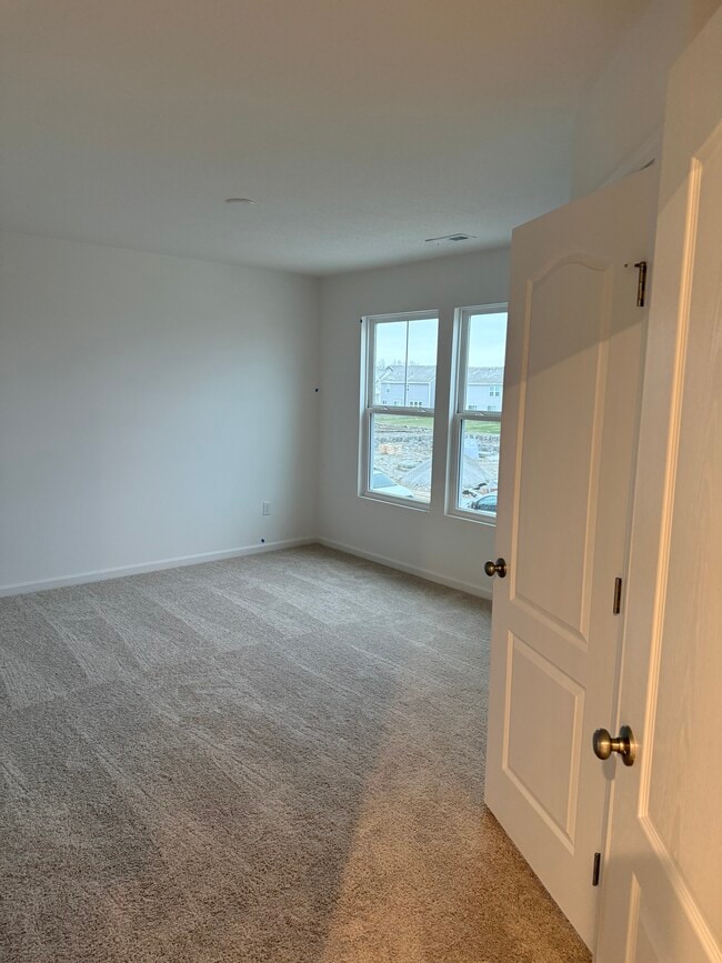 Building Photo - 3372 Dewdrop Way