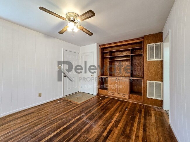 Building Photo - 7206 Brigham Rd