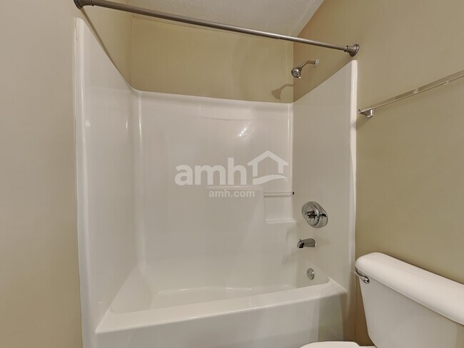 Building Photo - 4372 Mahogany Dr