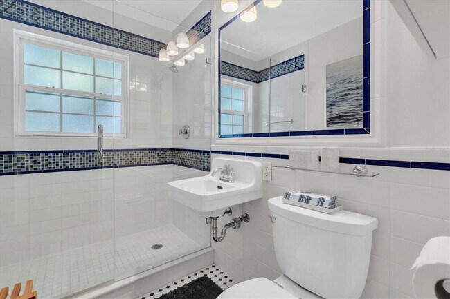 Building Photo - 1800 Pass a Grille Way