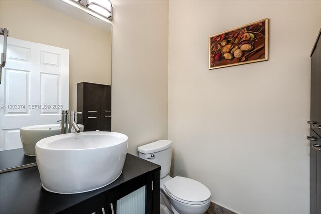 Building Photo - 1275 Yellowheart Way