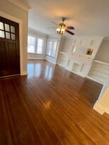 Building Photo - 4827 W Barry Ave