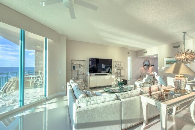 Building Photo - 1560 Gulf Blvd