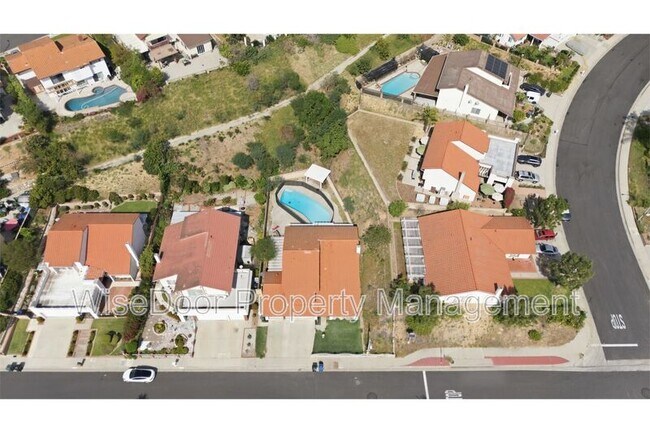 Building Photo - 1500 Aldea Dr