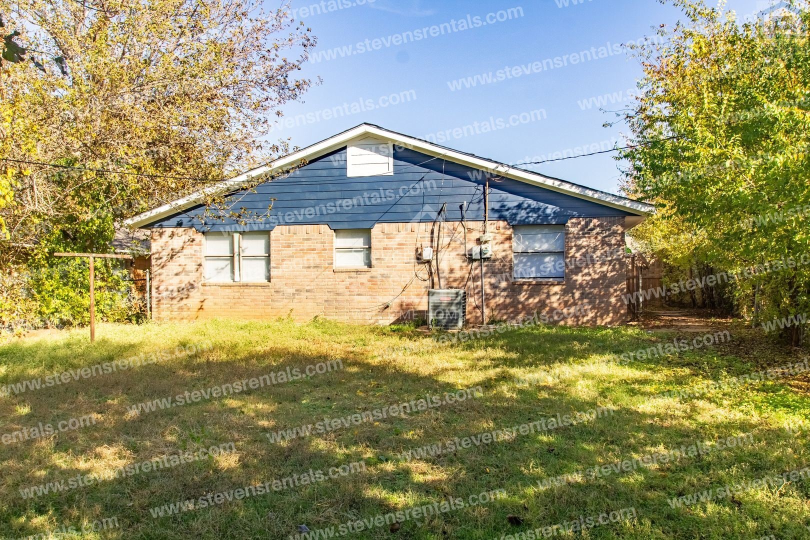 Building Photo - 1719 SW 14th St