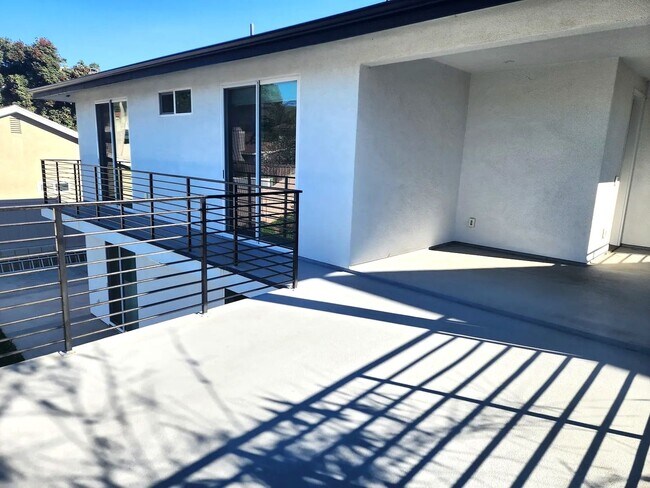 Building Photo - Be the First to Live in This Stunning Newly Constructed Coastal Home – Ventura