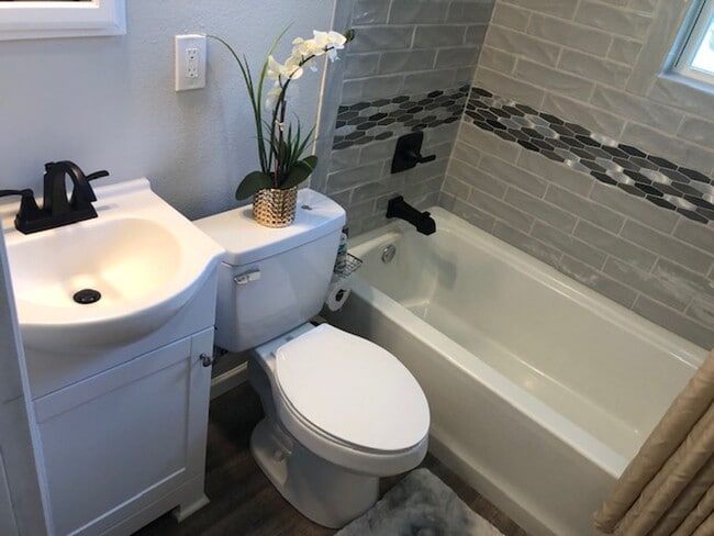 Building Photo - New 2 Bed, 1 Bath in Shreveport