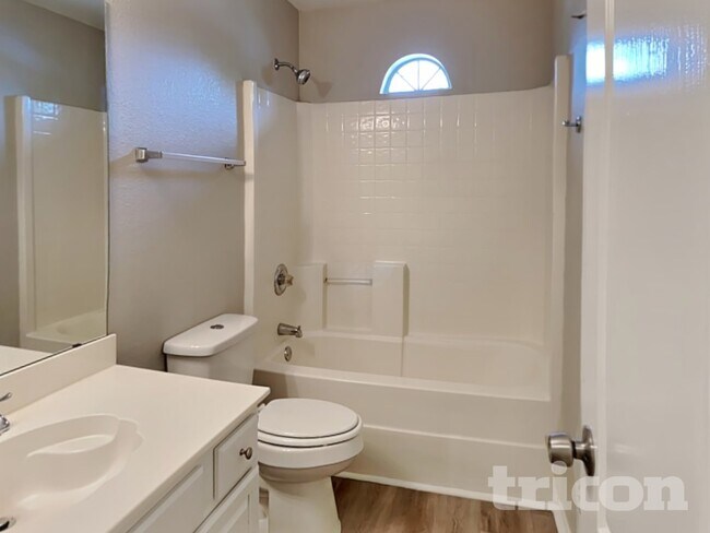 Building Photo - 1214 Crooked Creek Ct