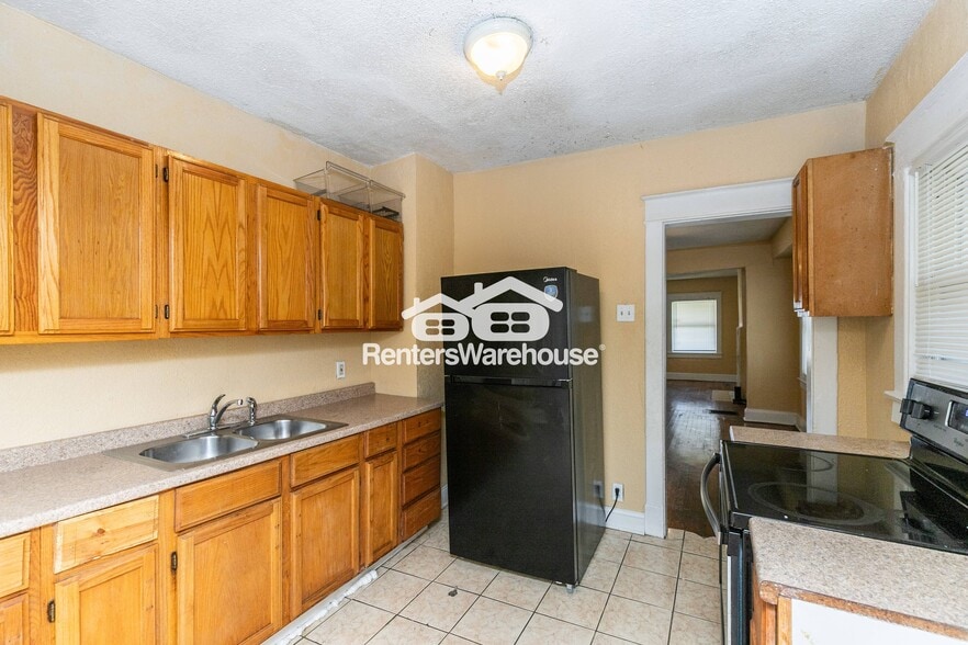 Building Photo - 4038 Bellefontaine Ave