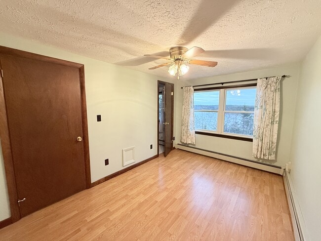 Building Photo - 29 Starlight Dr