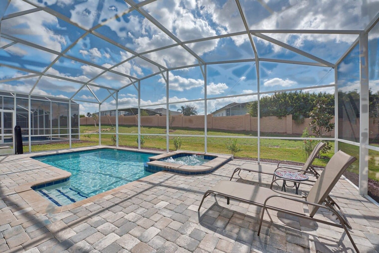 Building Photo - 1696 Moon Valley Dr